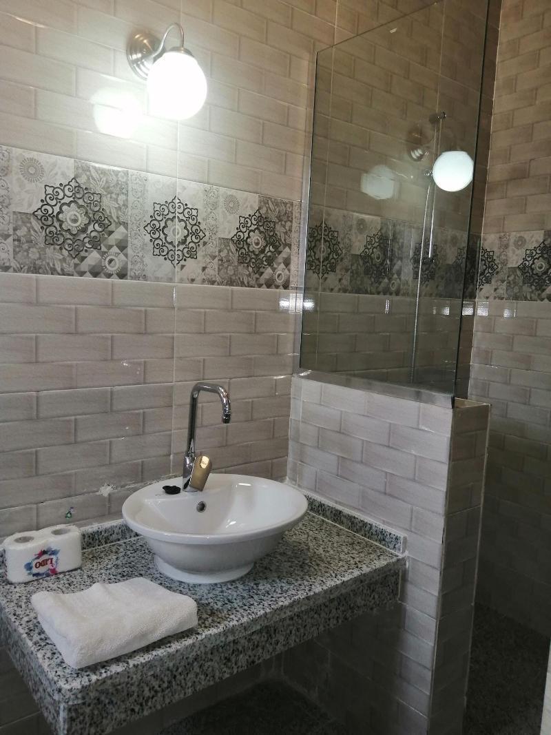Nile Valley Hotel Луксор Екстериор снимка