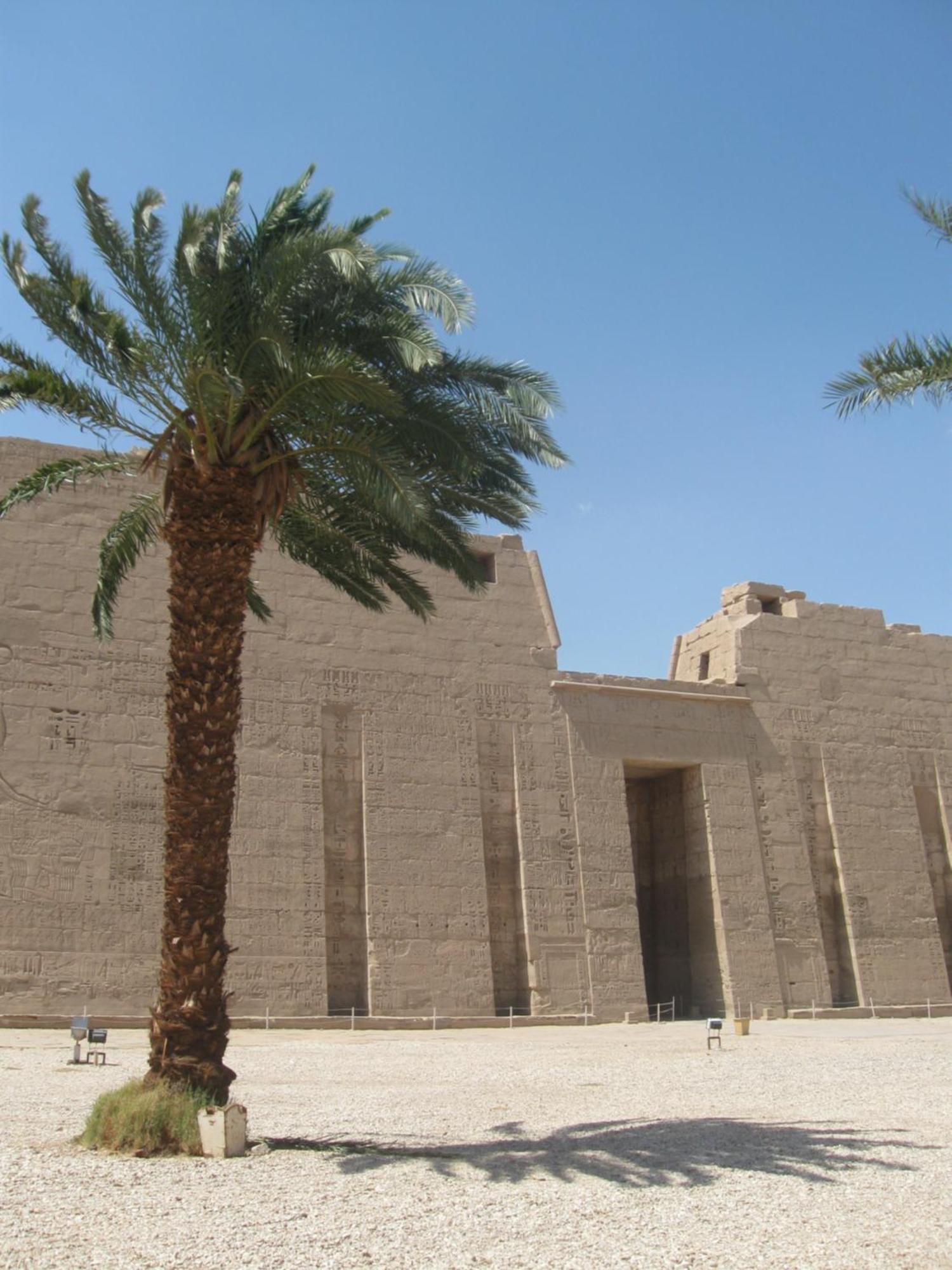 Nile Valley Hotel Луксор Екстериор снимка