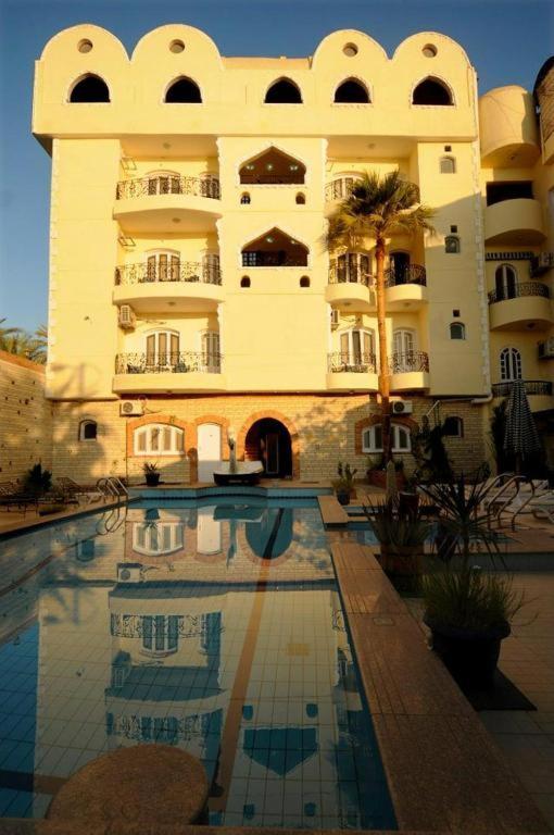 Nile Valley Hotel Луксор Екстериор снимка