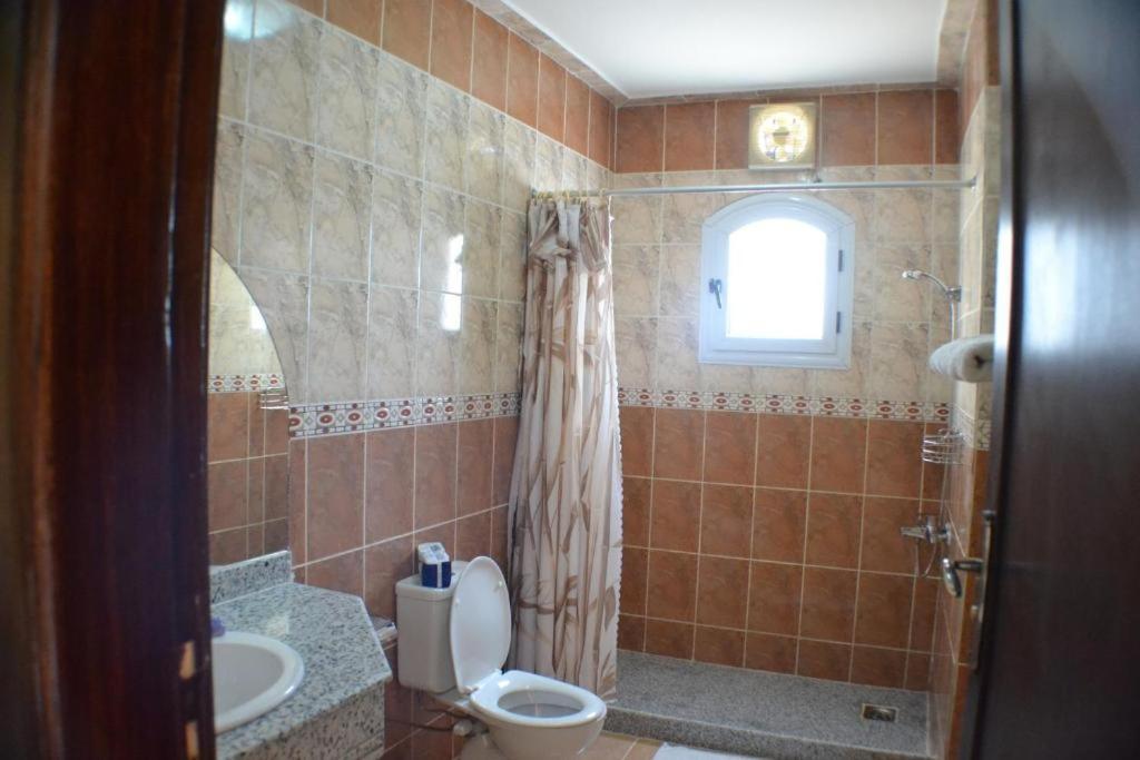 Nile Valley Hotel Луксор Екстериор снимка