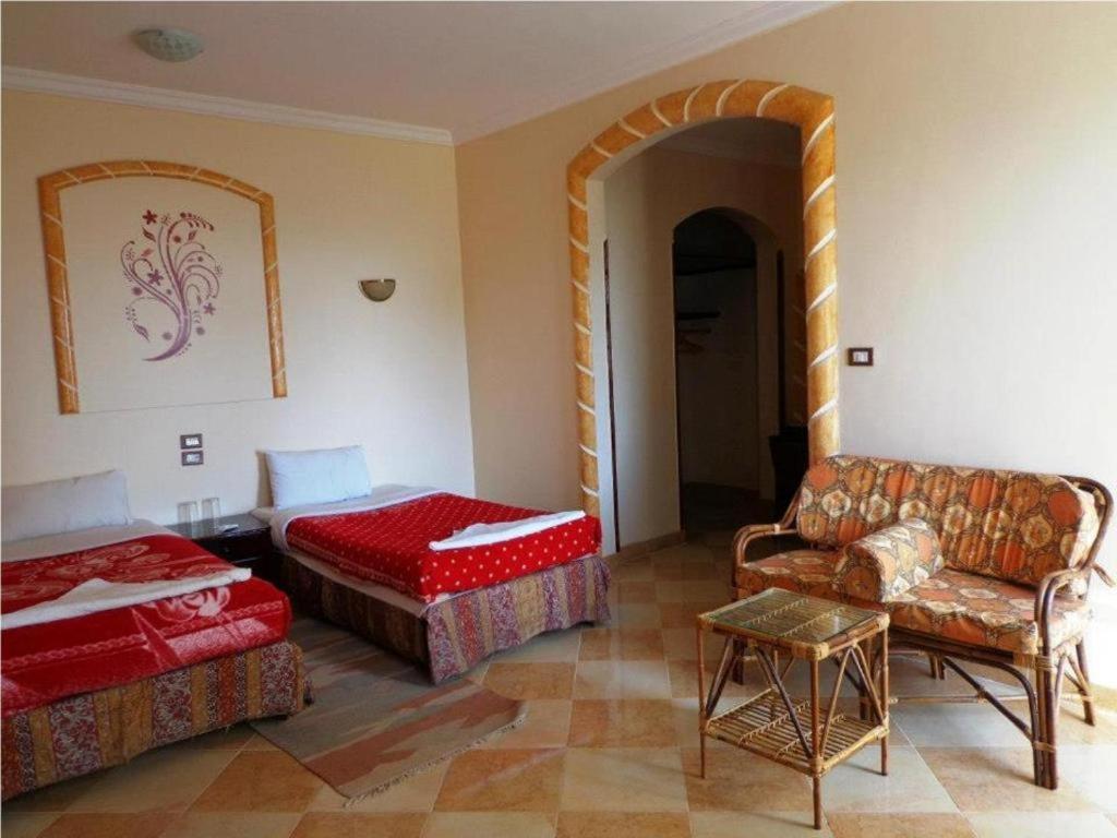 Nile Valley Hotel Луксор Екстериор снимка